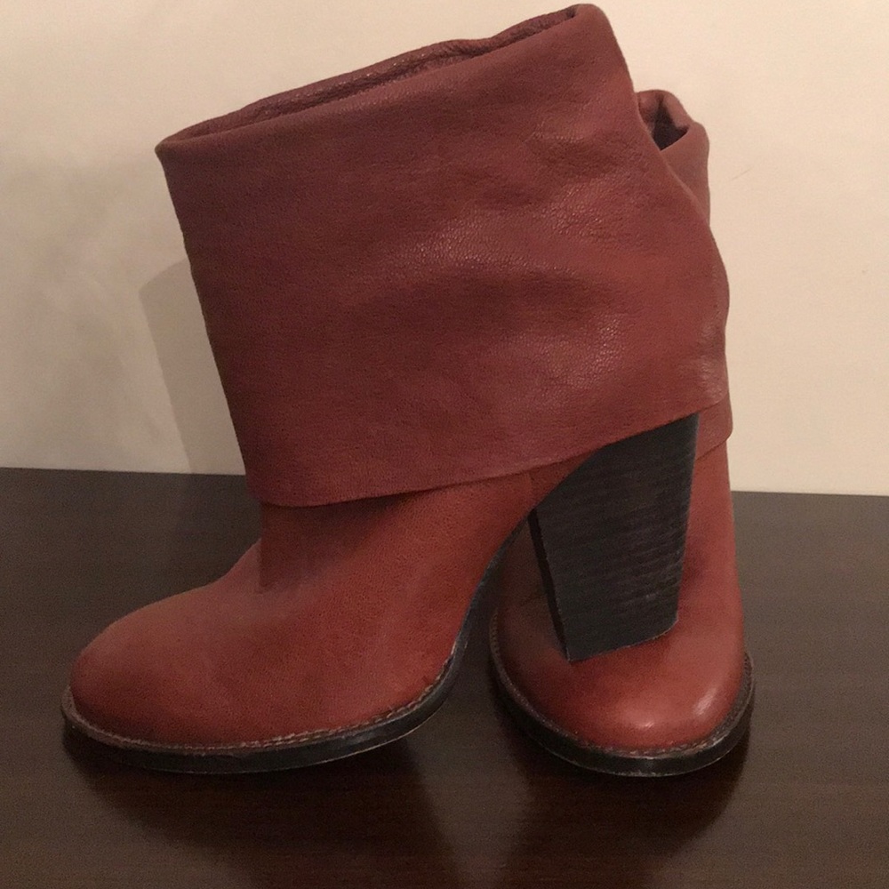 VINCE CAMUTO Cognac  Leather Fold-over Ankle Boots